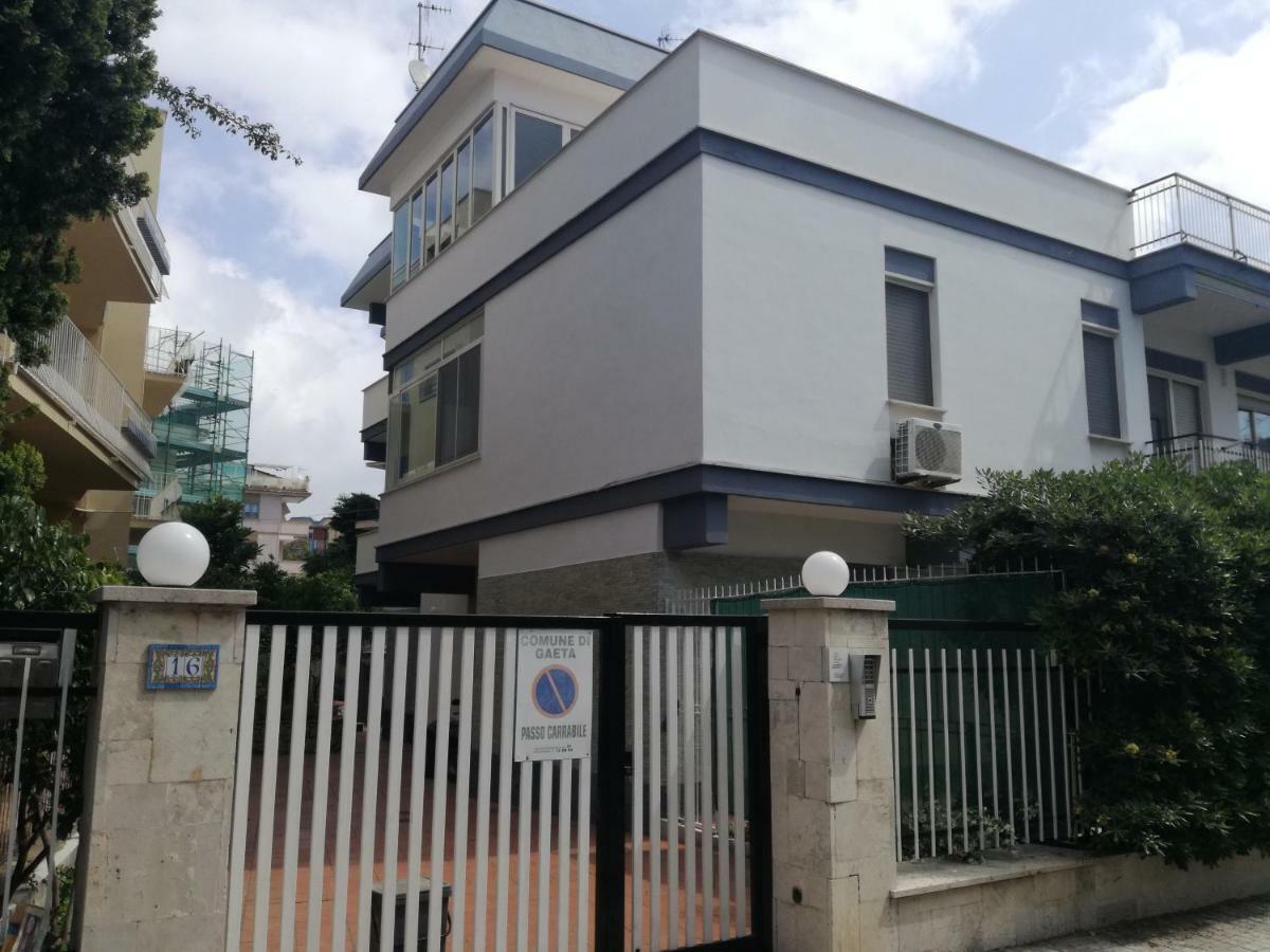 Cento Passi Dal Mare Apartamento Gaeta Exterior foto